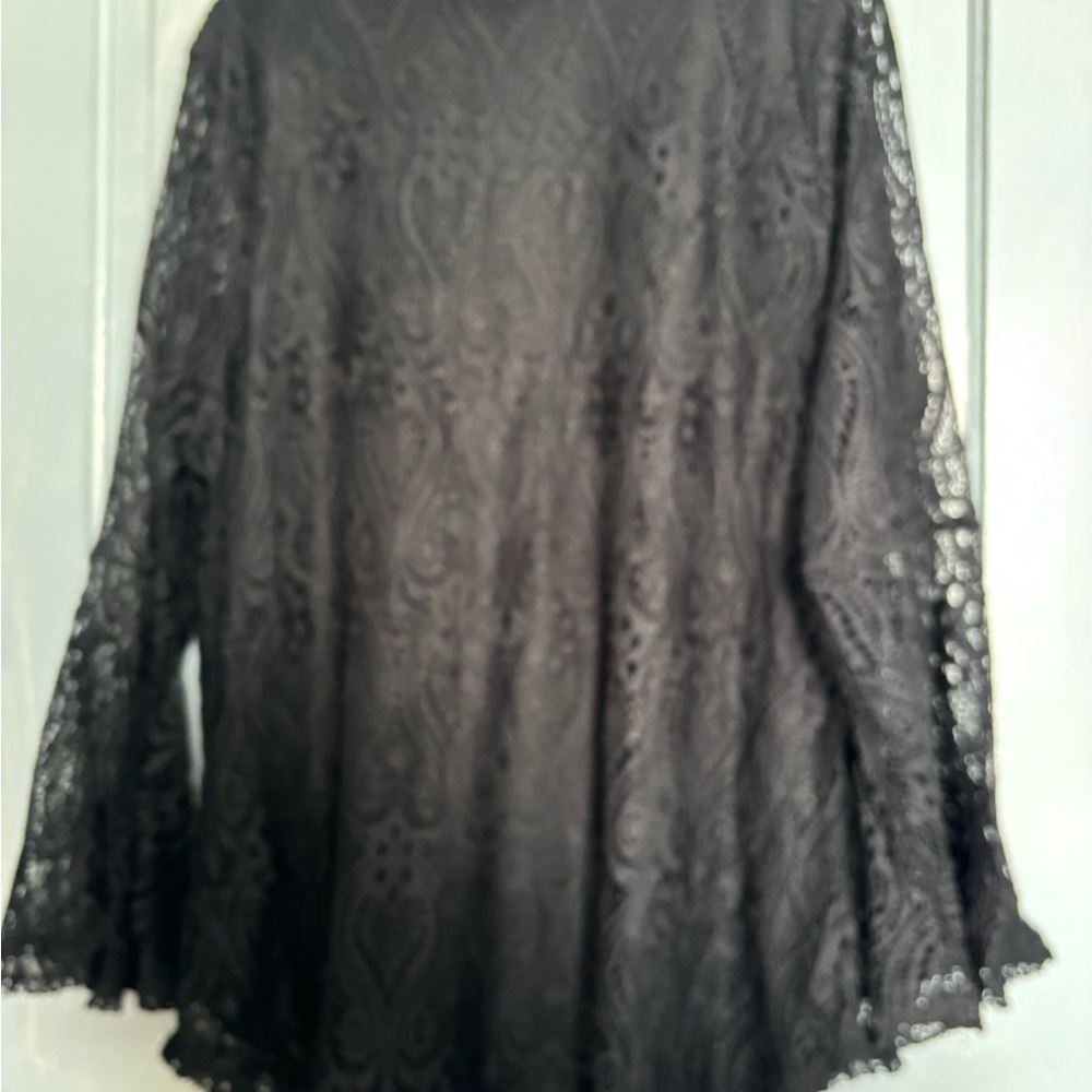 Black Lace Long Sleeve Top